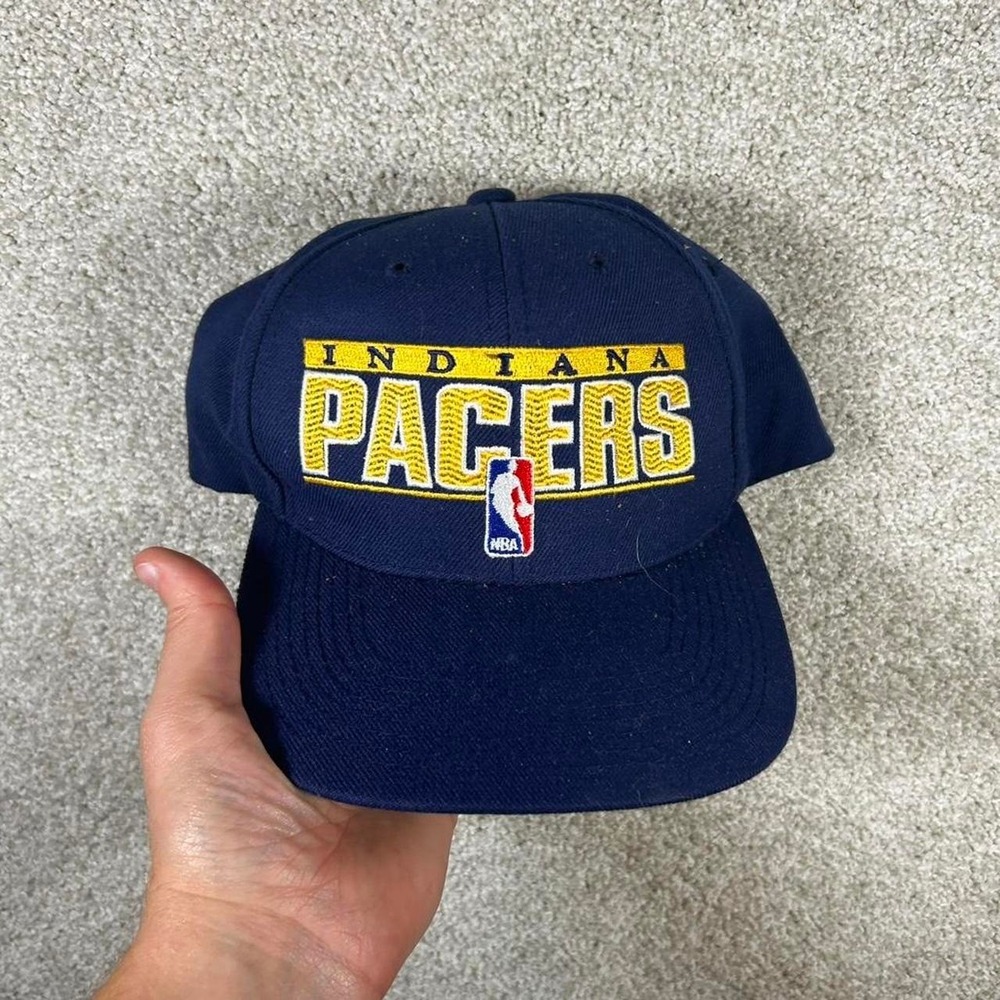 Vintage 90s Indiana Pacers sports specialties wool draft night SnapBack hat cap